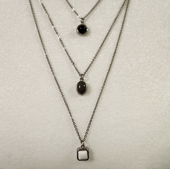 Charming Charlie 3-Tier Hanging Stone Necklace & Earrings Set NEW NWT - Picture 3 of 5